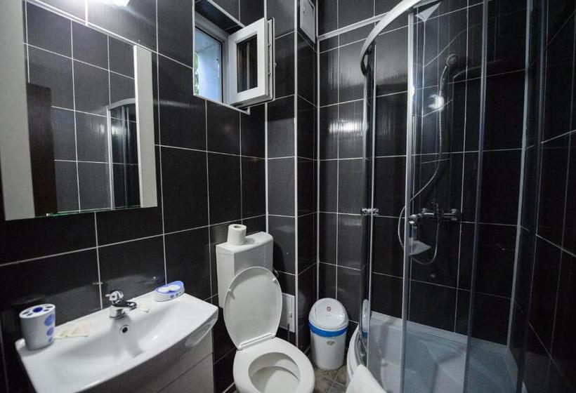 اتاق استاندارد, Casa On