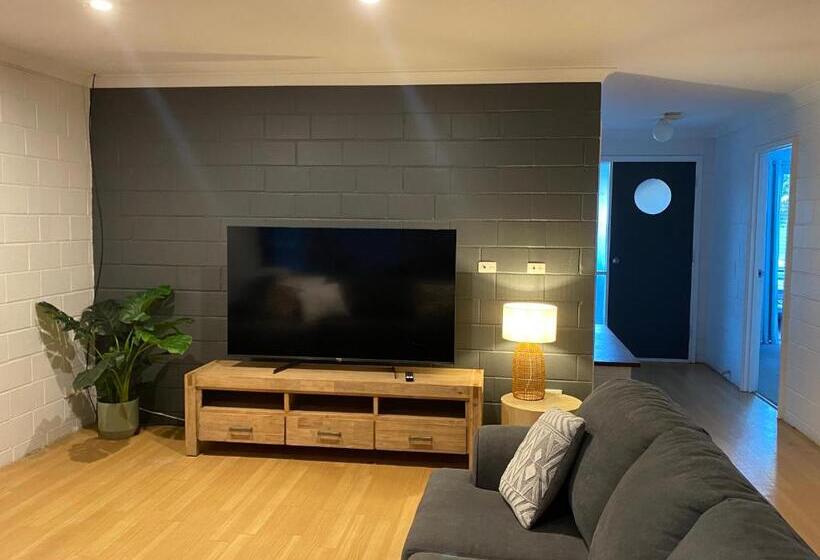 Дом 3 Спальни, Archipelago Apartments Esperance