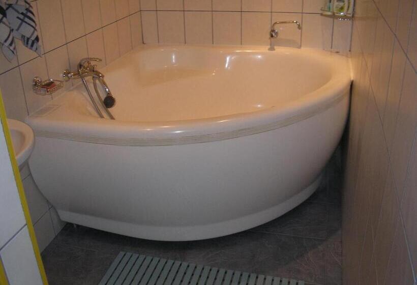 בית, חדר שינה 1, Guest House šampētera Māja