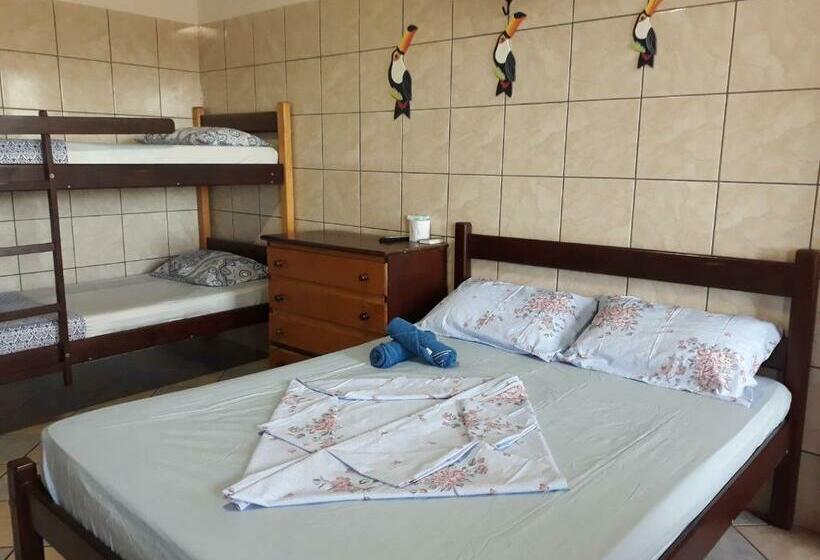 Quarto Quádruplo Estandar, Pousada Ipê