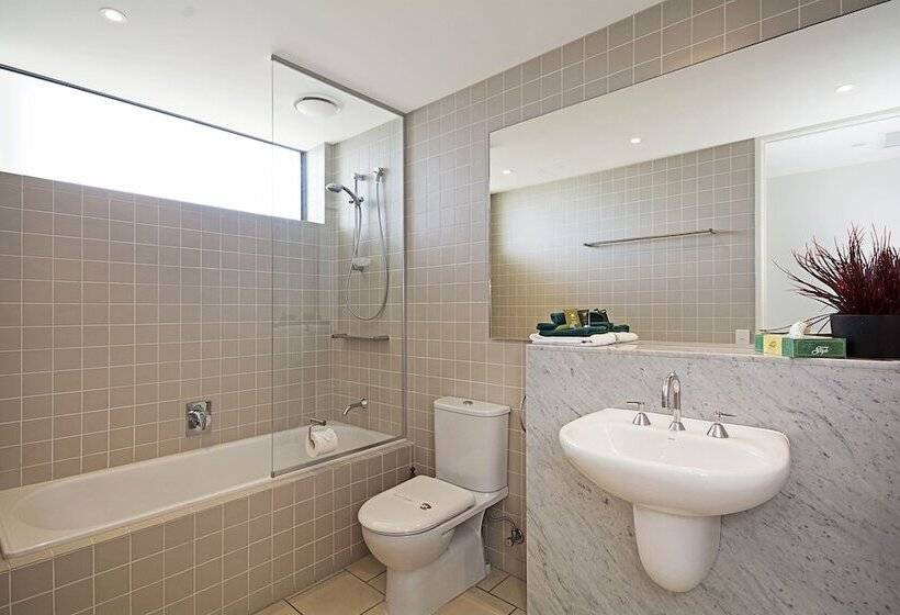 Апартаменты 2 Спальни Вид на Море, Space Holiday Apartments