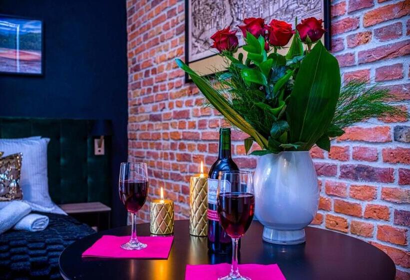 Номер Deluxe с Балконом, Aparthotel Delta Boutique