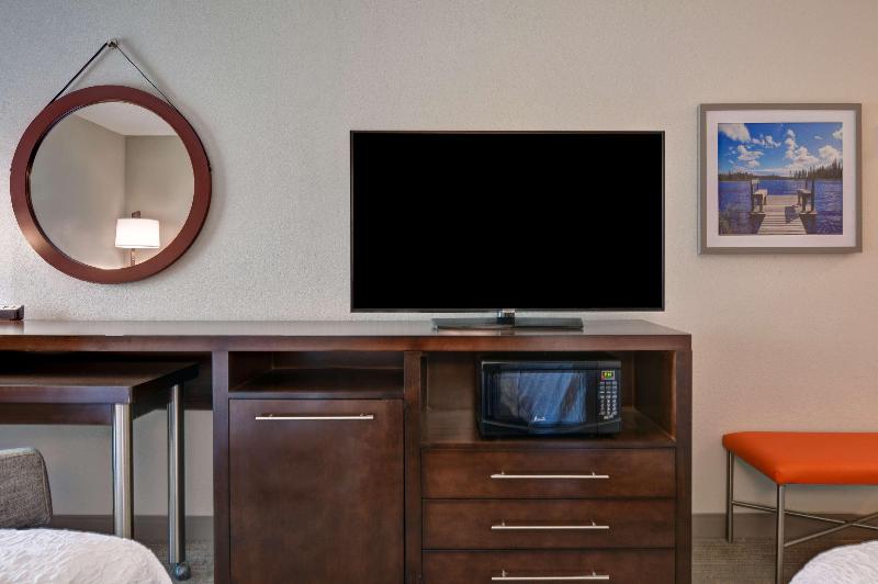 סוויטה מותאמת לאדם עם מוגבלויות, Comfort Suites  South Austin