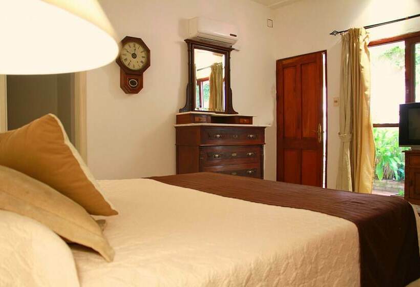 Quarto Estandar, Posada Manuel Lobo