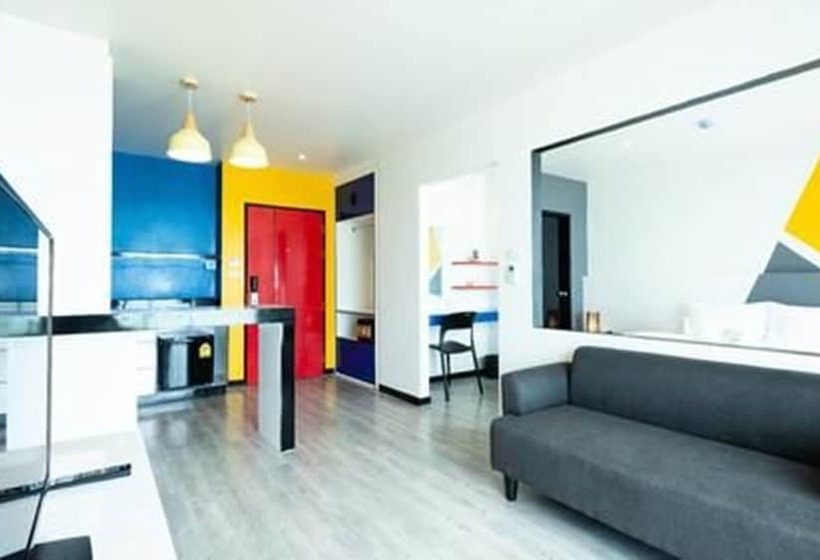 סוויטה אקזקיוטיב, Play Phala Beach Rayong