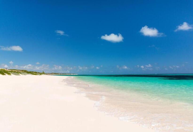 ویلای 1 خوابه, Sailrock South Caicos   Island Hop Flight Included