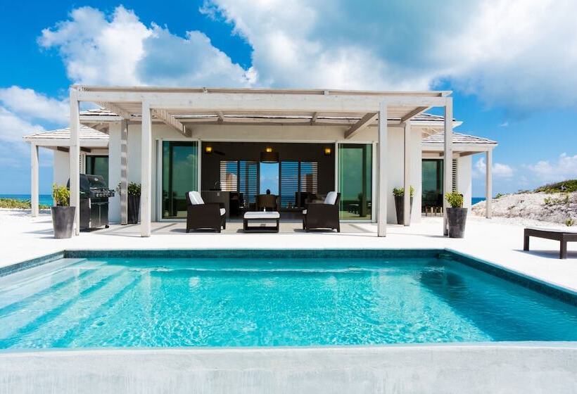 ویلای 2 خوابه, Sailrock South Caicos   Island Hop Flight Included