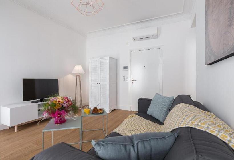 Апартаменты 2 Спальни, Florella Antibes Apartment