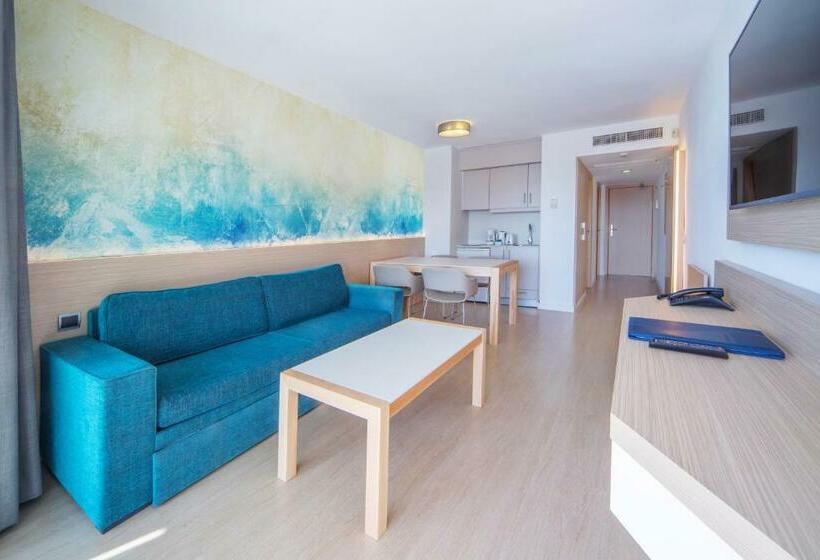 带有一个卧室和海景的高级公寓, Aparthotel Fontanellas Playa