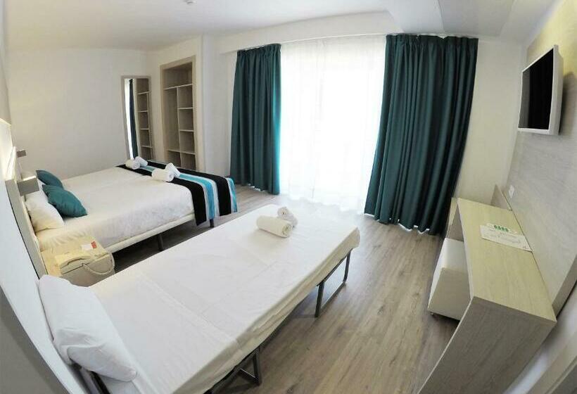 컴포트 트리플 룸, Welikehotel Fenix