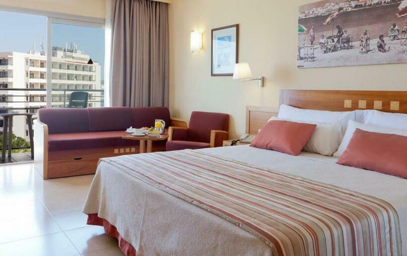 اتاق سوپریور با چشم‌انداز دریا و بالکن, Bellamar Hotel Beach & Spa