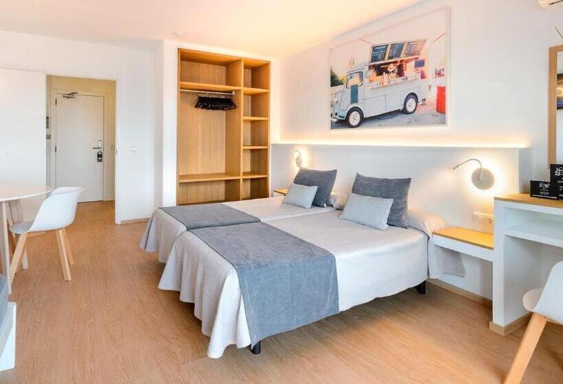 إستوديو قياسى, Cenit & Apts. Sol Y Viento