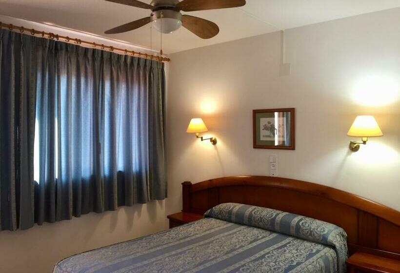 Quarto Estandar, Casa Emilio