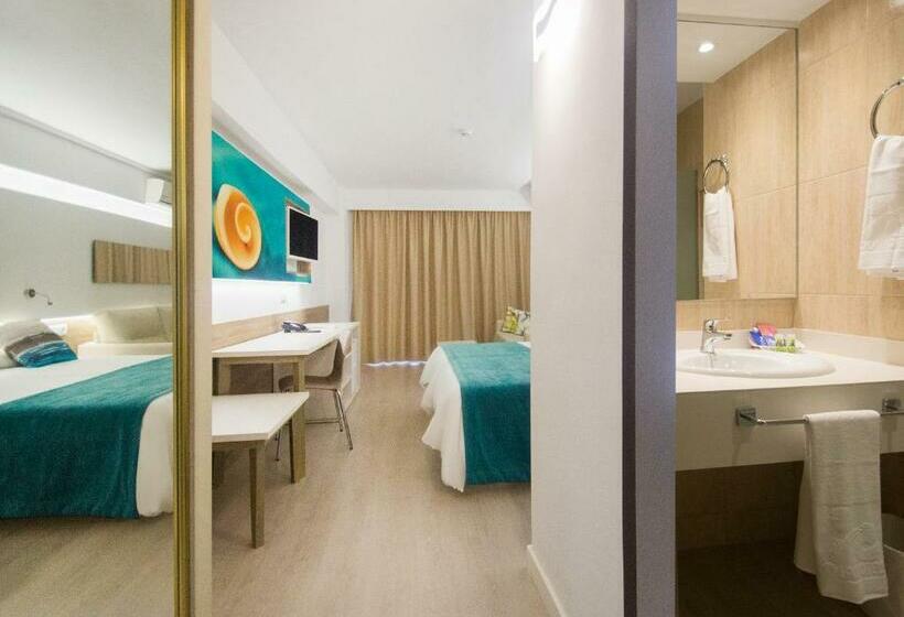 Номер Стандарт Вид на Бассейн, Globales Panama - Adults Only