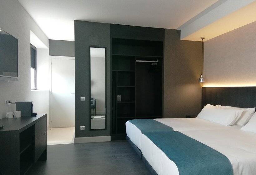 Номер Стандарт, Hg City Suites Barcelona