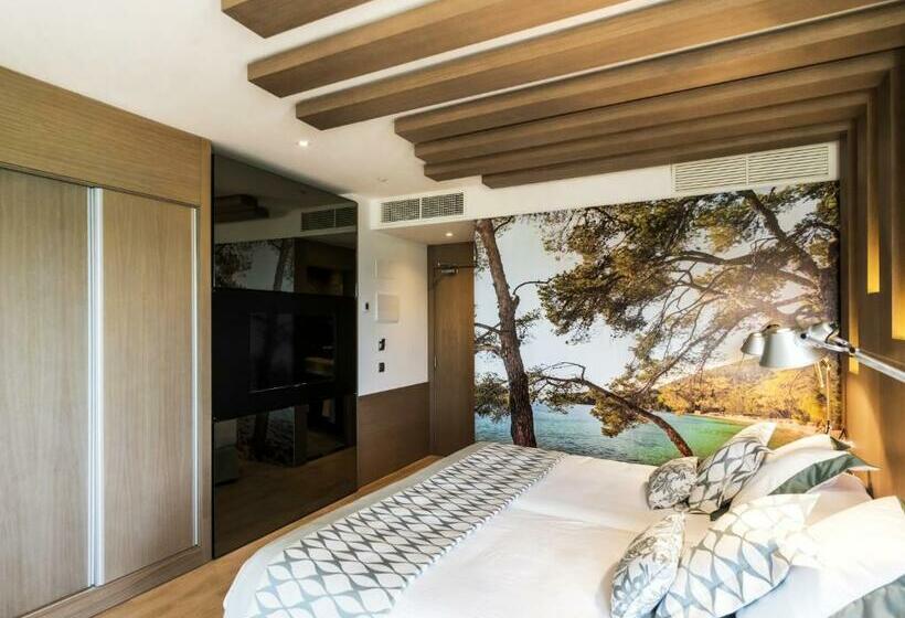 Premium Room Side Sea View, Pure Salt Garonda  Adults Only