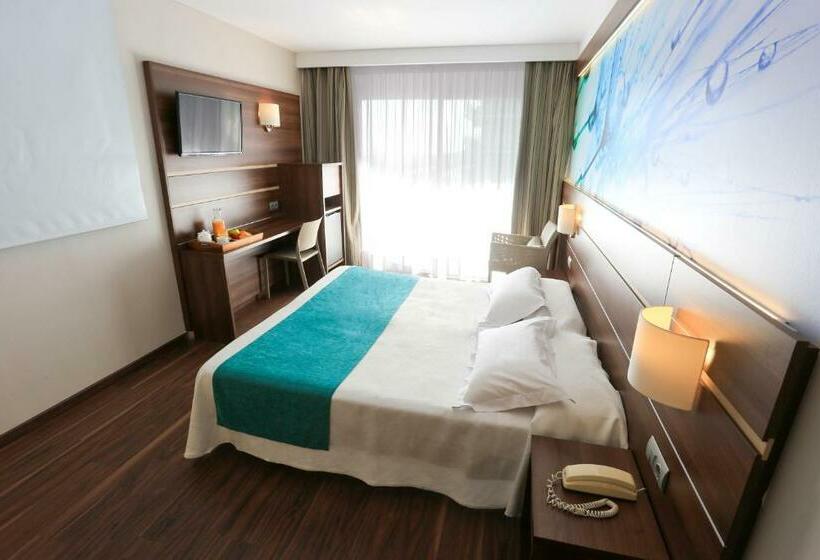 Номер Стандарт Вид на Бассейн, Kaktus Hotel Volga   Adults Recommended