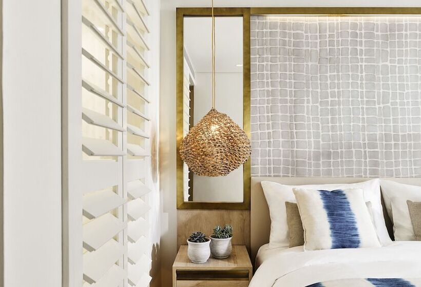 سوییت جونیور, Nobu Hotel Ibiza Bay