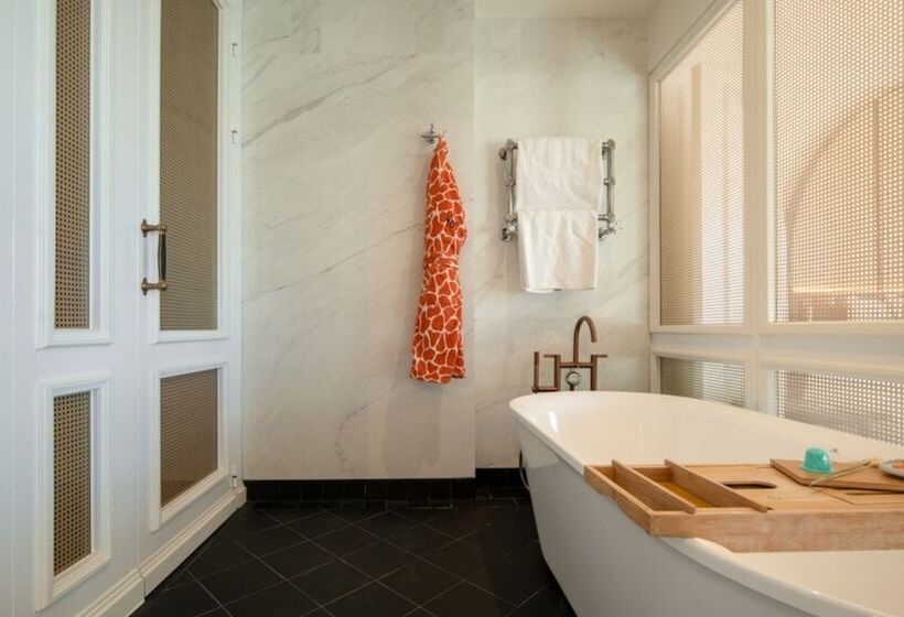 جناح رئاسى, Only You Hotel Valencia