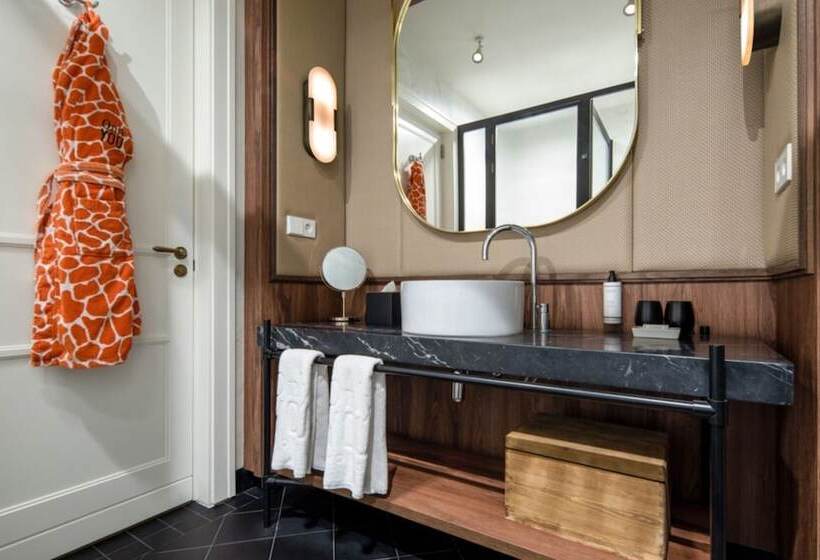 غرفة بريميوم مطلة على المدينة, Only You Hotel Valencia