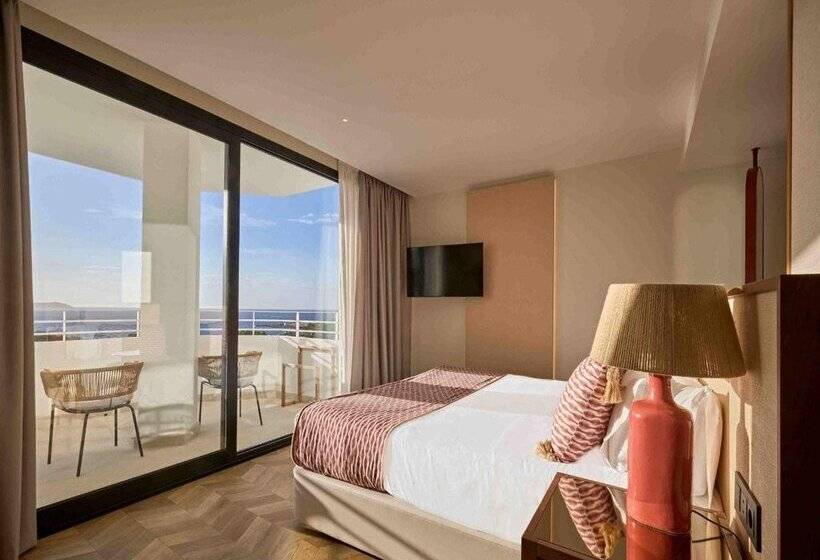 Quarto Deluxe Vista Mar, Trs Ibiza Hotel - Adults Only