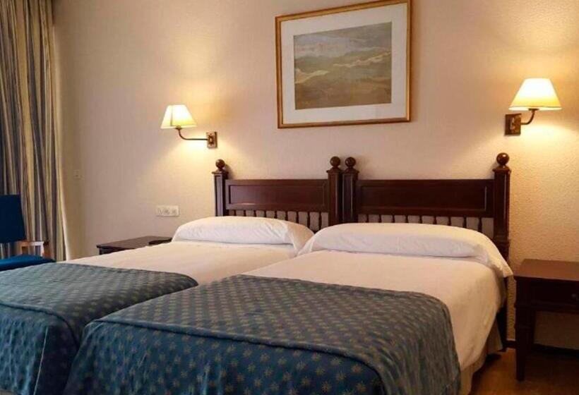 Habitación Estándar, Parador De Ceuta