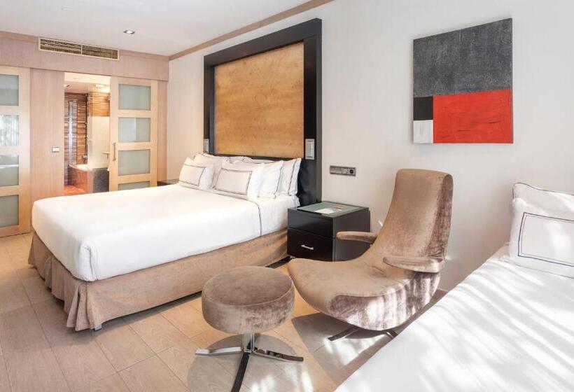 اتاق استاندارد سه نفره, Melia Madrid Princesa