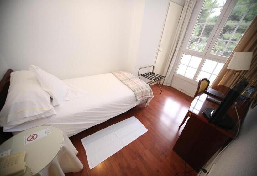 Quarto Economy Individual, Pintor Marsà
