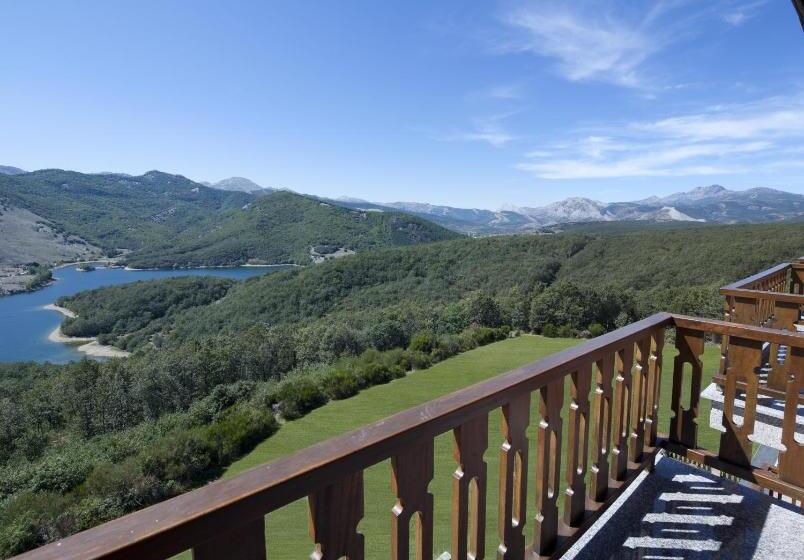 Номер Superior, Parador De Cervera De Pisuerga