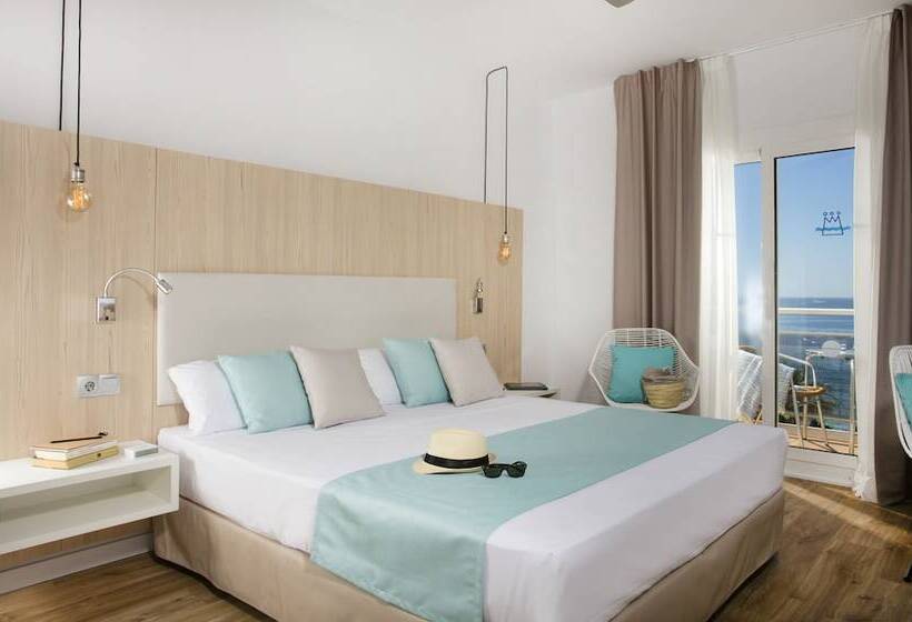 Quarto Estandar Vista Piscina, Monterrey Roses By Pierre & Vacances