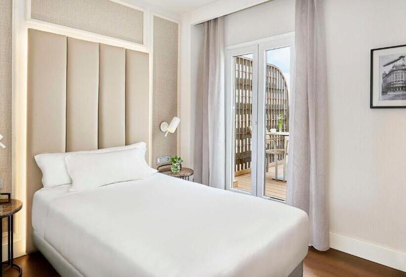 Habitación Estándar Individual con Vistas, NH Madrid Nacional