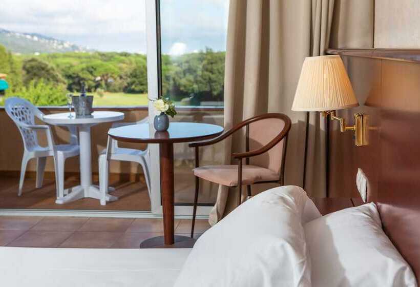 Quarto Estandar Vista Piscina, Rvhotels Golf Costa Brava
