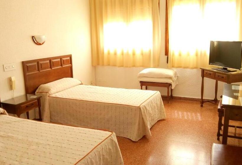Quarto Estandar, Motel Sol Ii