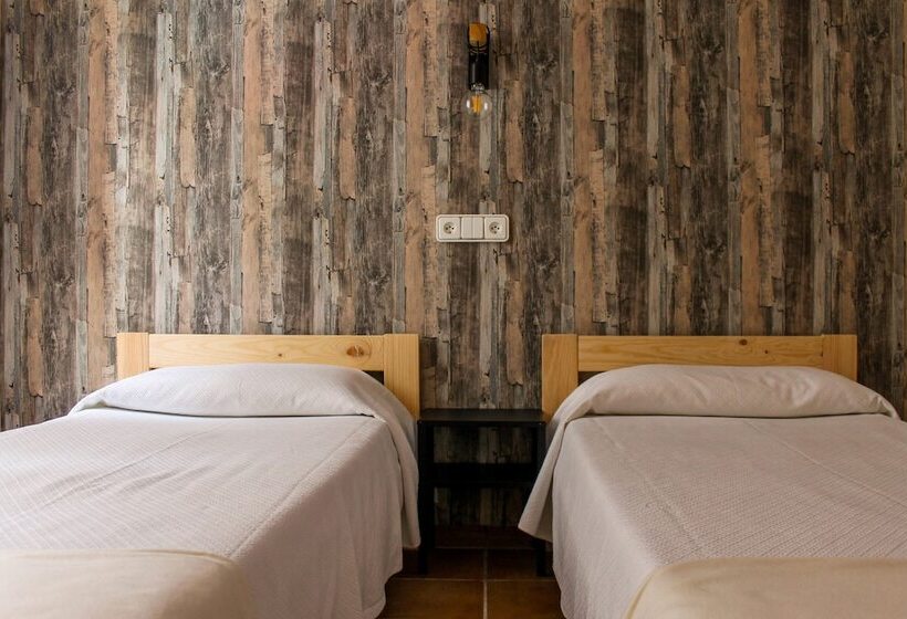 スタンダードルーム, Hostal Horta Rosell
