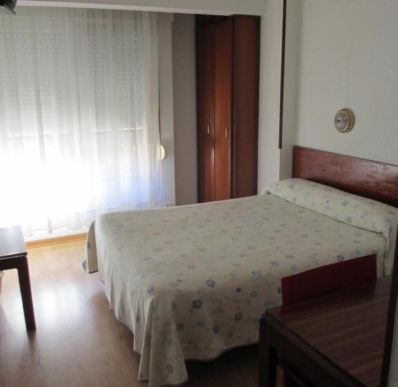 标准间, Hostal Liebana