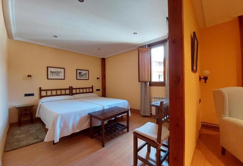 Люкс, Hosteria Picos De Europa
