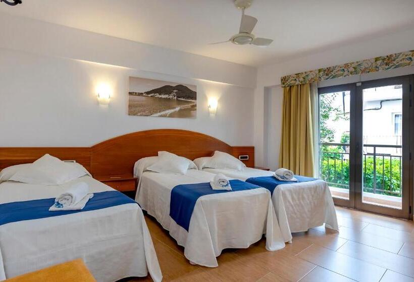 Номер Стандарт Трехместный, Hostal Manolita