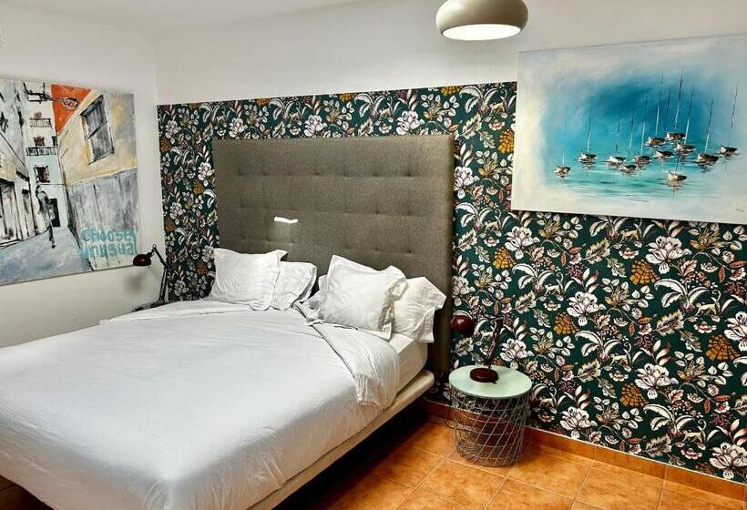 Номер Стандарт, Sol Port Soller