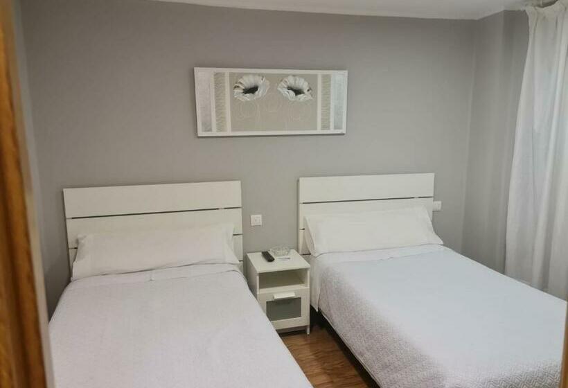 스탠다드 룸, Hostal Fidalgo