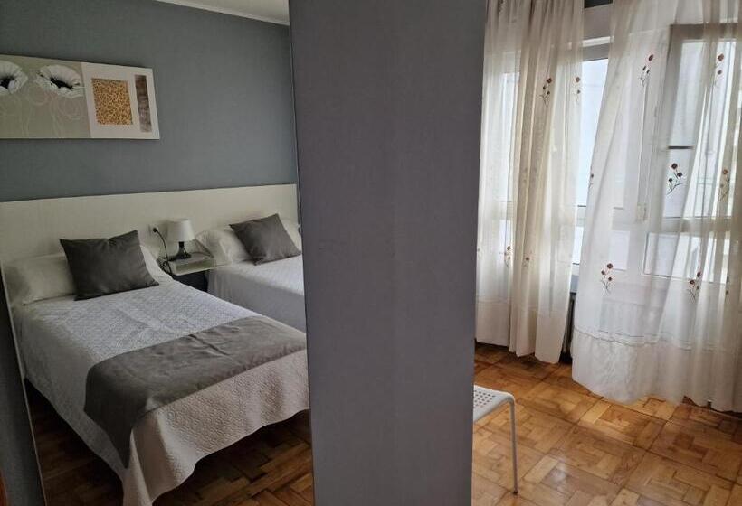 4인용 스탠다드 룸, Hostal Fidalgo