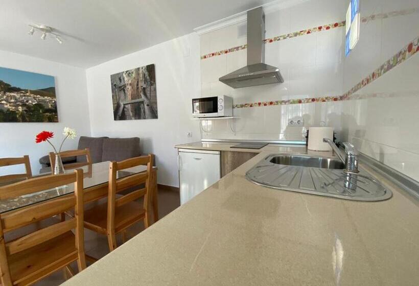 Апартаменты 1 Спальня, Hostal Restaurante El Cruce