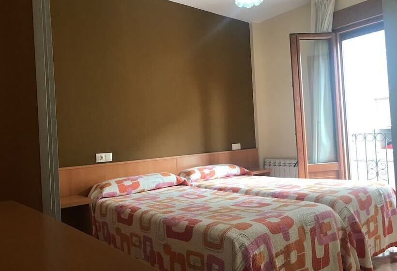 Апартаменты 1 Спальня, Pensión Albergue O Pedregal