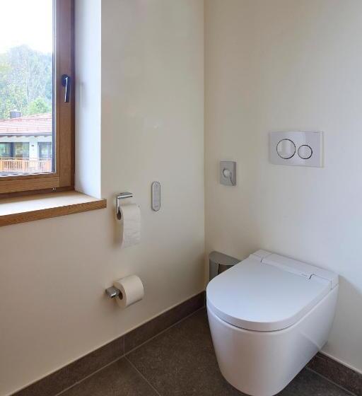 Suite with lake view, Das Walchsee Aktivresort