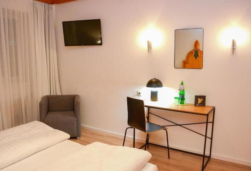 اتاق اکونومی, Q! Hotel Maria Theresia