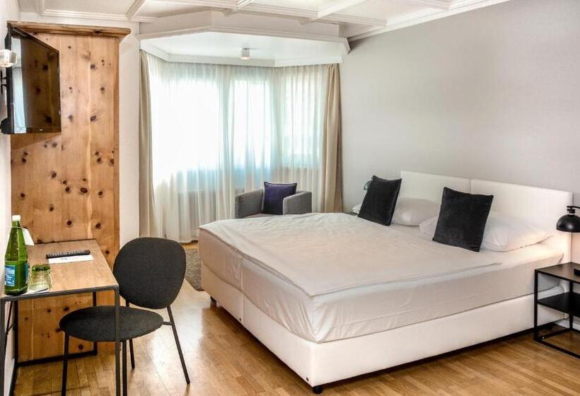 اتاق اکونومی, Q! Hotel Maria Theresia