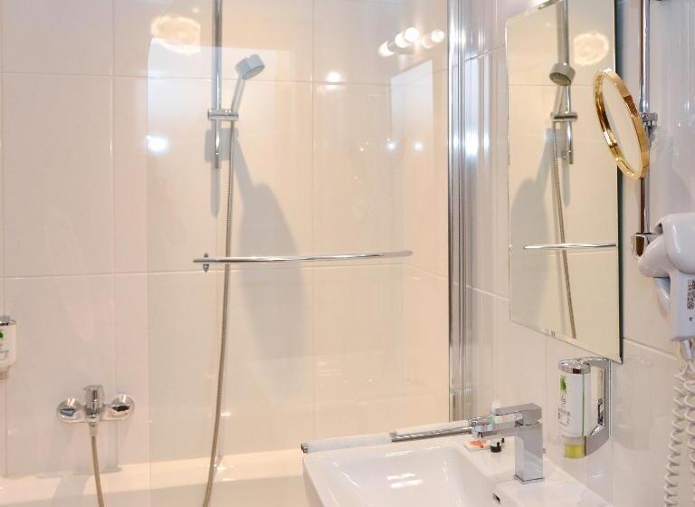 اتاق استاندارد یک نفره, Q! Hotel Maria Theresia