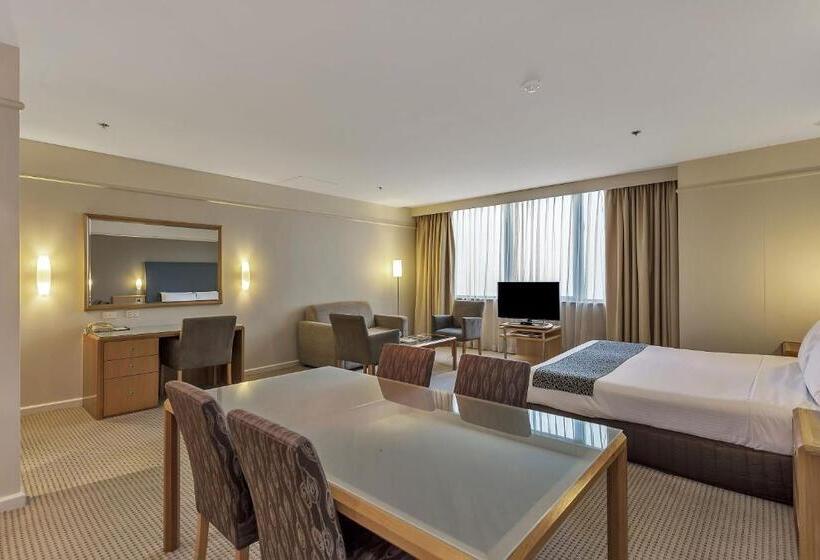 Полулюкс с Гидромассажем, Stamford Plaza Adelaide