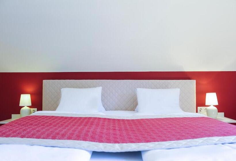 Номер Стандарт, Renaissancehotel Raffelsberger Hof B&b