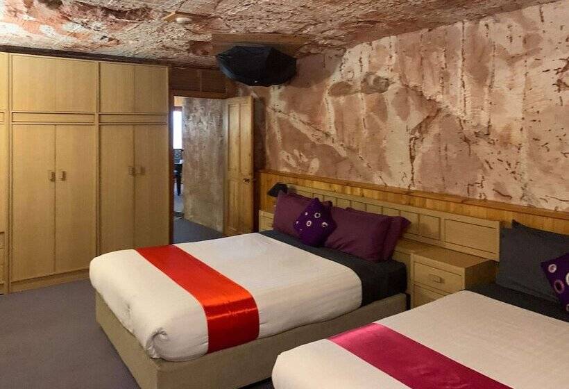 Апартаменты 2 Спальни, Comfort Inn Coober Pedy Experience