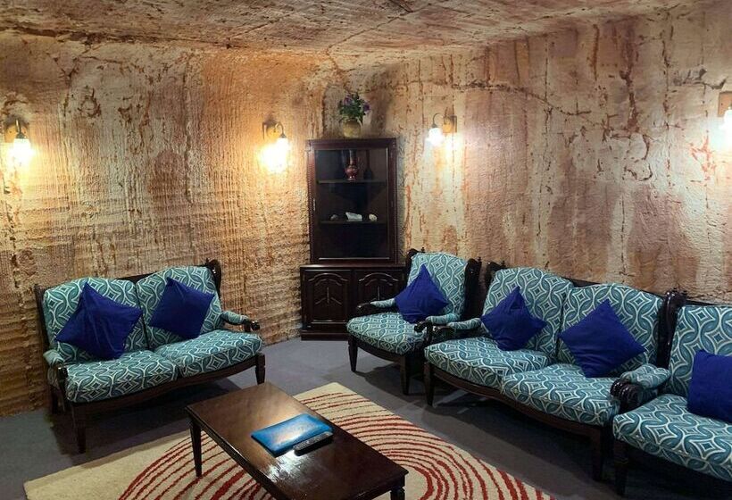 Апартаменты 2 Спальни, Comfort Inn Coober Pedy Experience